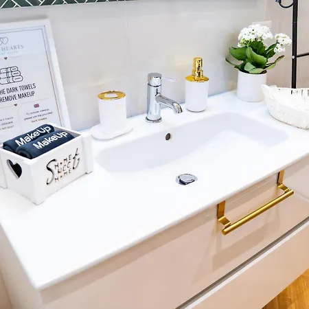 Twin Hearts Luxuy Apartamento *